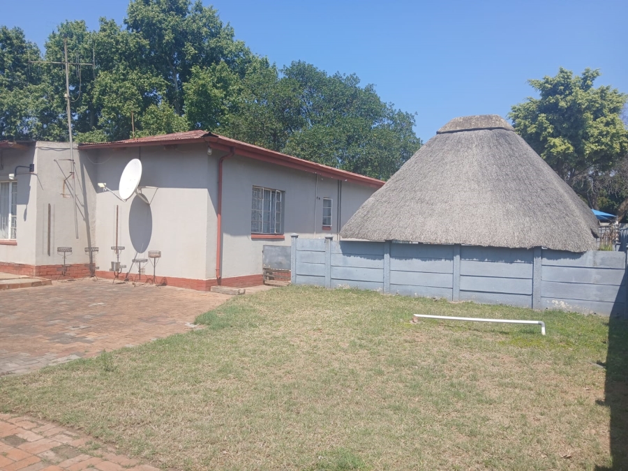 4 Bedroom Property for Sale in Bodorp North West